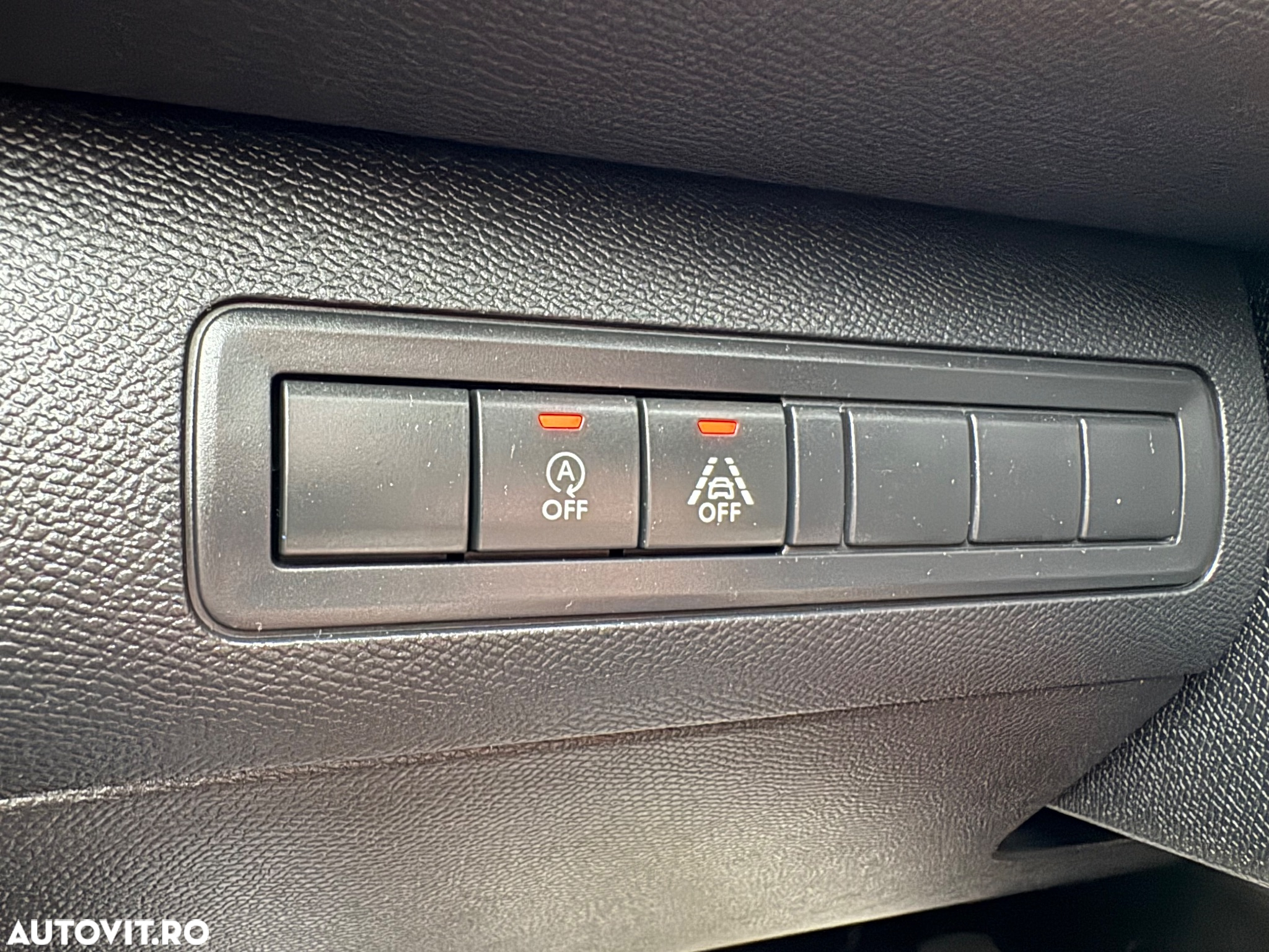 Peugeot 308 SW BlueHDi 130 EAT8 GT - 23