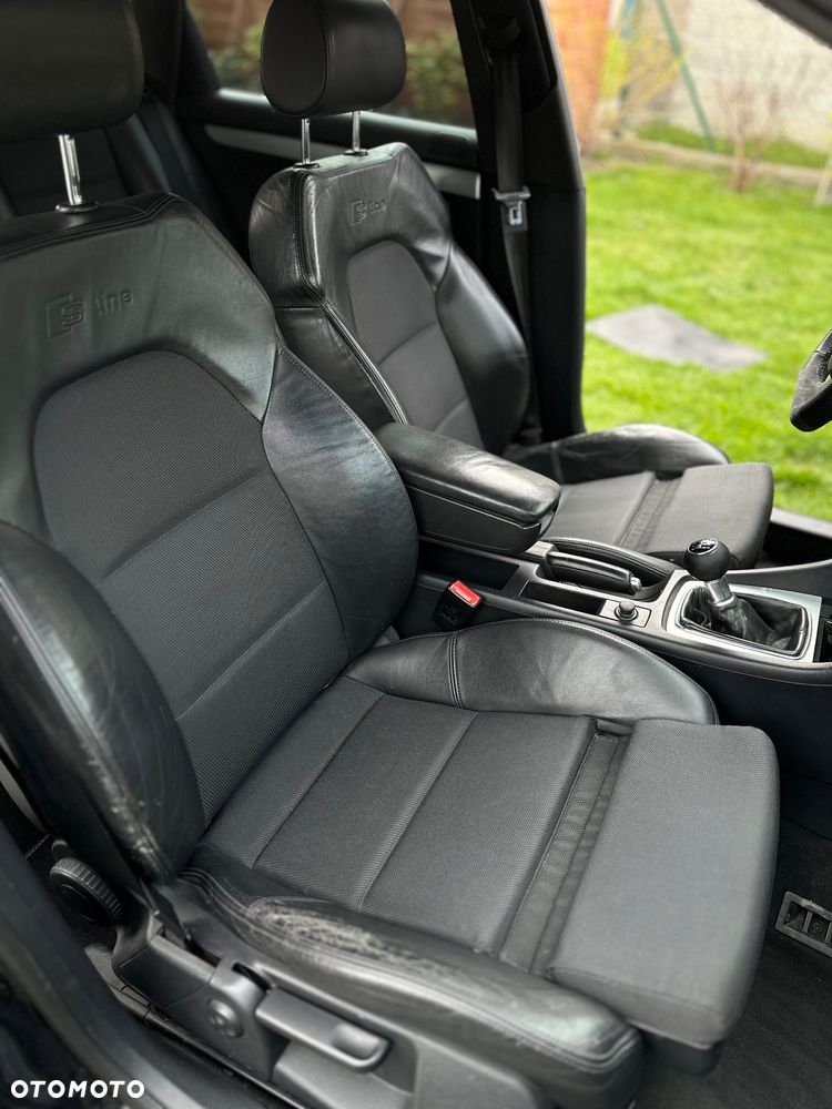 Audi A4 Avant 2.0 TDI - 10