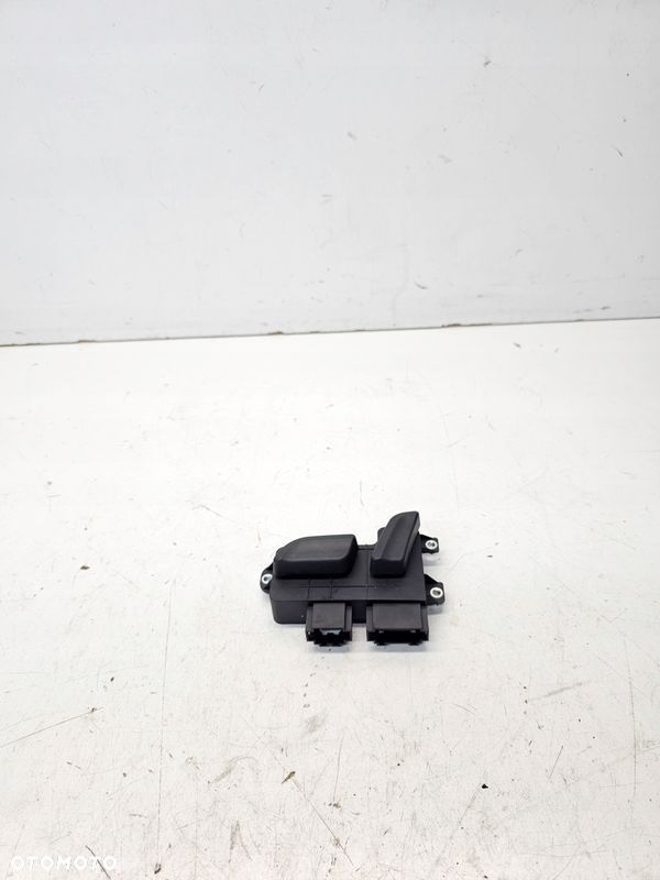 REGULACJA FOTELA AUDI A4 B7 A6 C6 Q7 4L 8E0959747 - 1