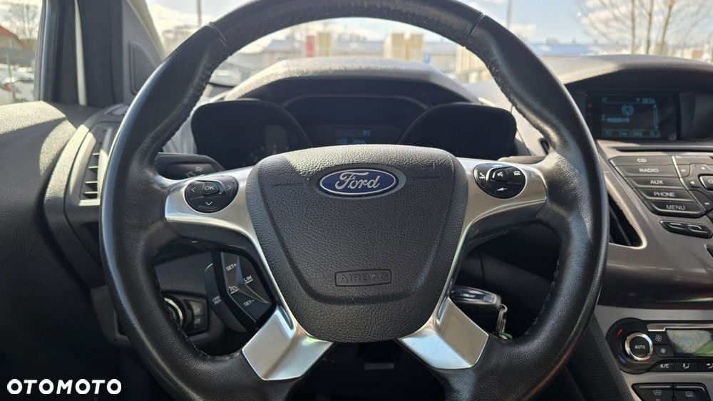 Ford Transit Connect - 16