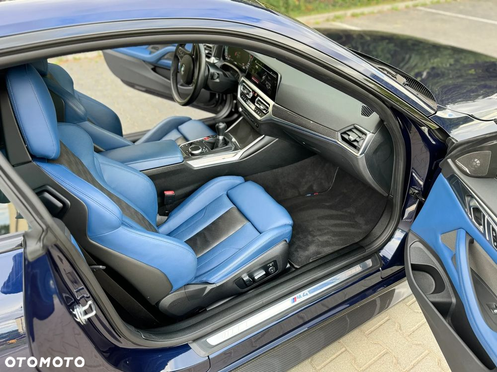 BMW M4 Standard - 18