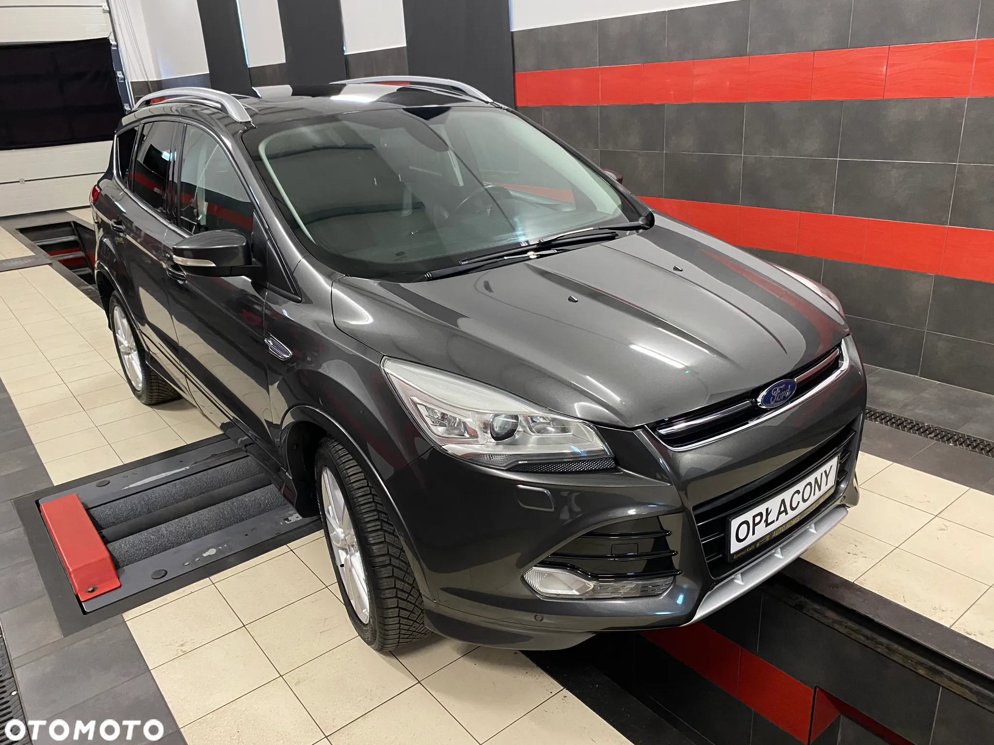 Ford Kuga 2.0 TDCi 4x4 Individual - 4