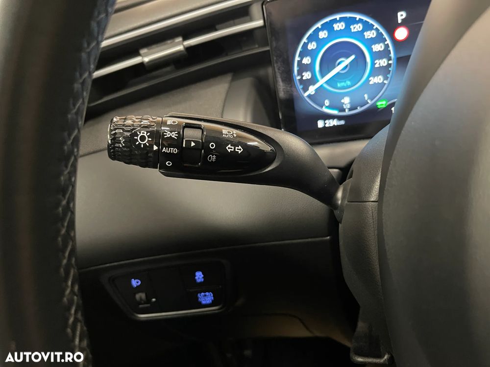 Hyundai Tucson 1.6 T-GDi HEV 2WD Select - 25