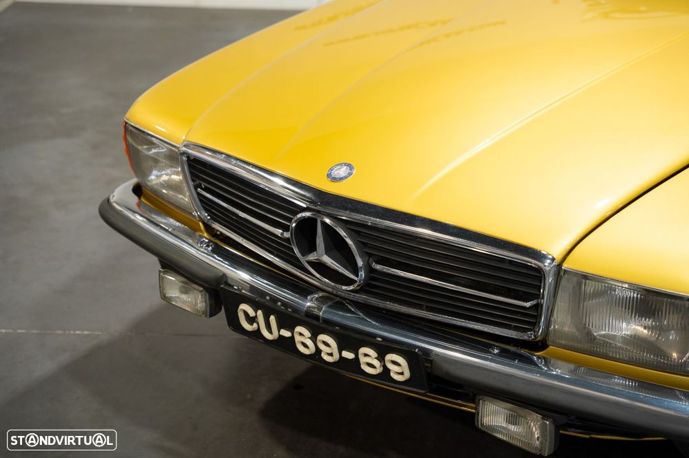 Mercedes-Benz SLC 350 - 16
