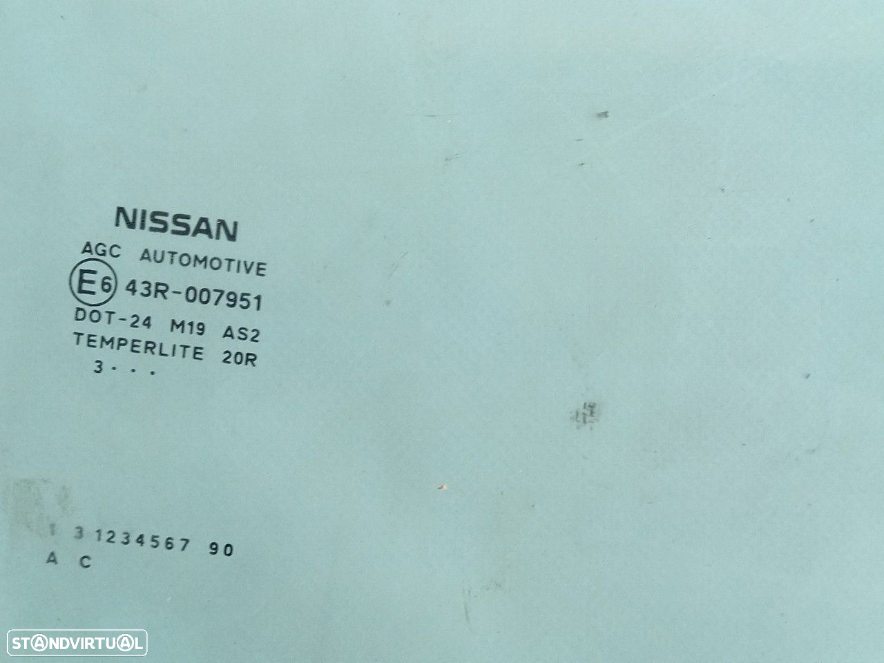 Vidro porta frente direita NISSAN Juke (F15) - 2