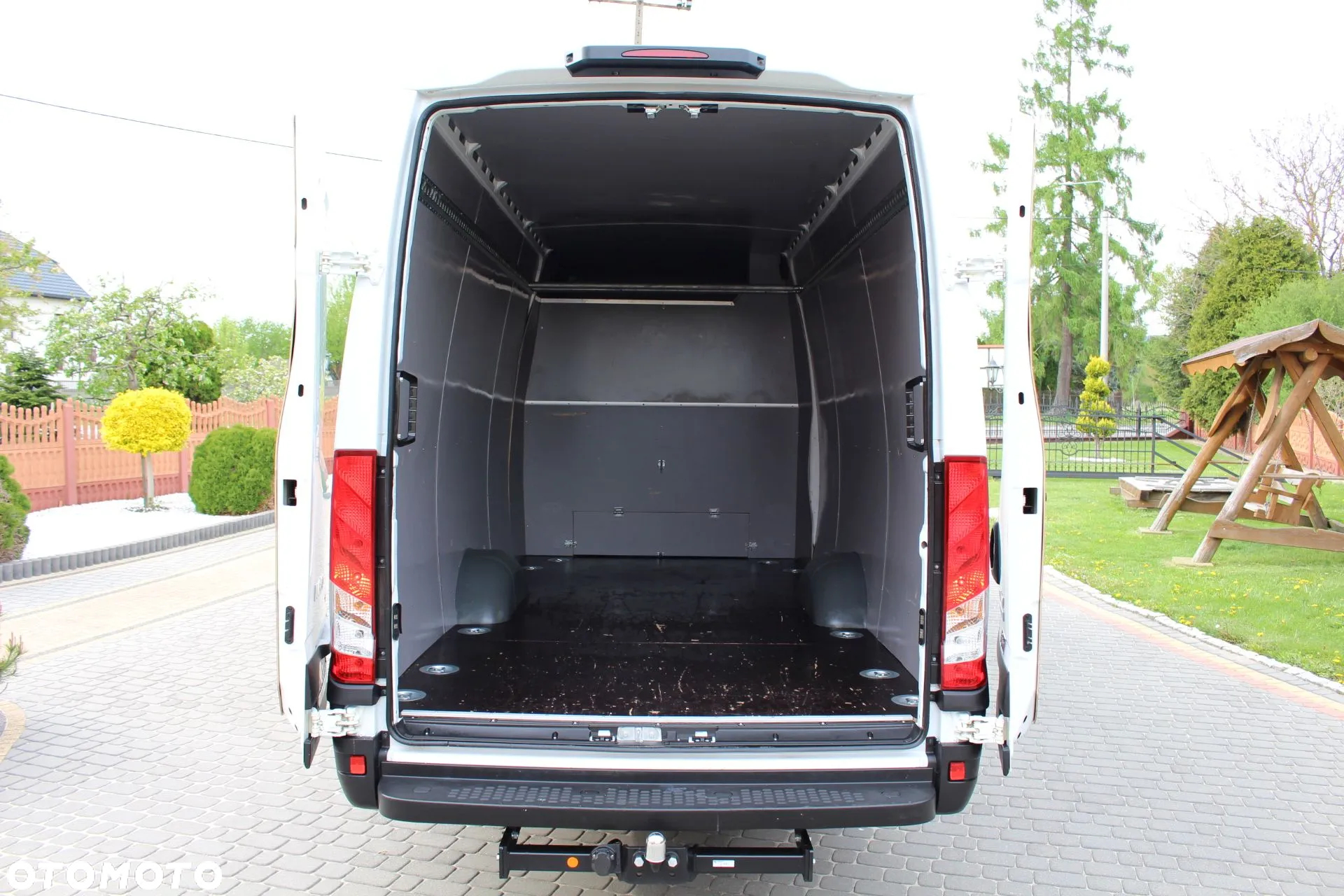Iveco DAILY 35S18 / 3.0 180KM / AUTOMAT / POLSKI SALON / NISKI PRZEBIEG / SWIATŁA LED / DOKA / BRYGADÓWKA / JAK NOWY !!! - 18