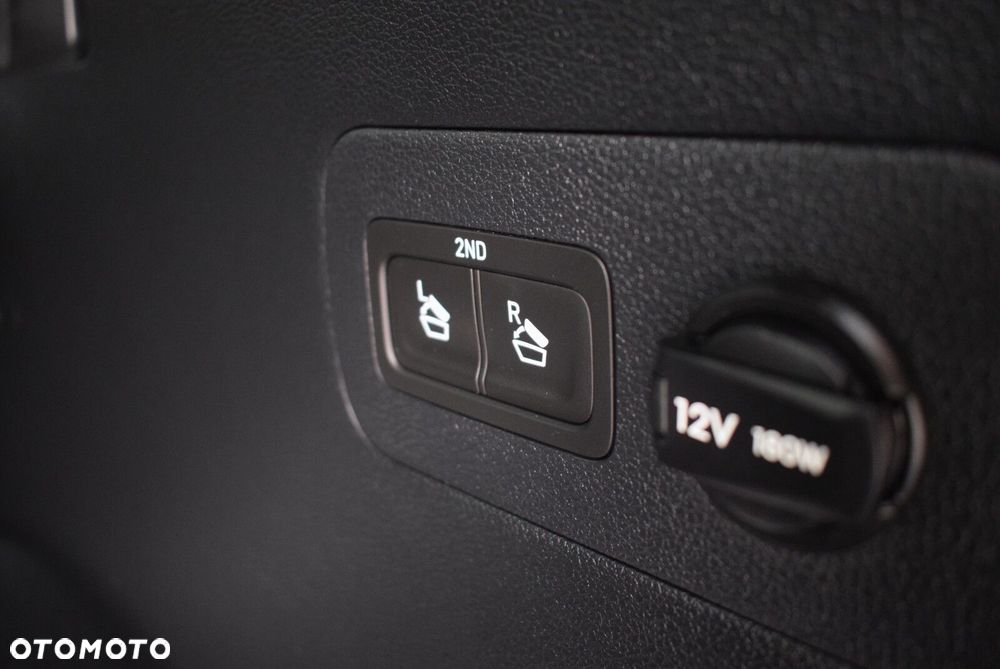 Hyundai Santa Fe - 33