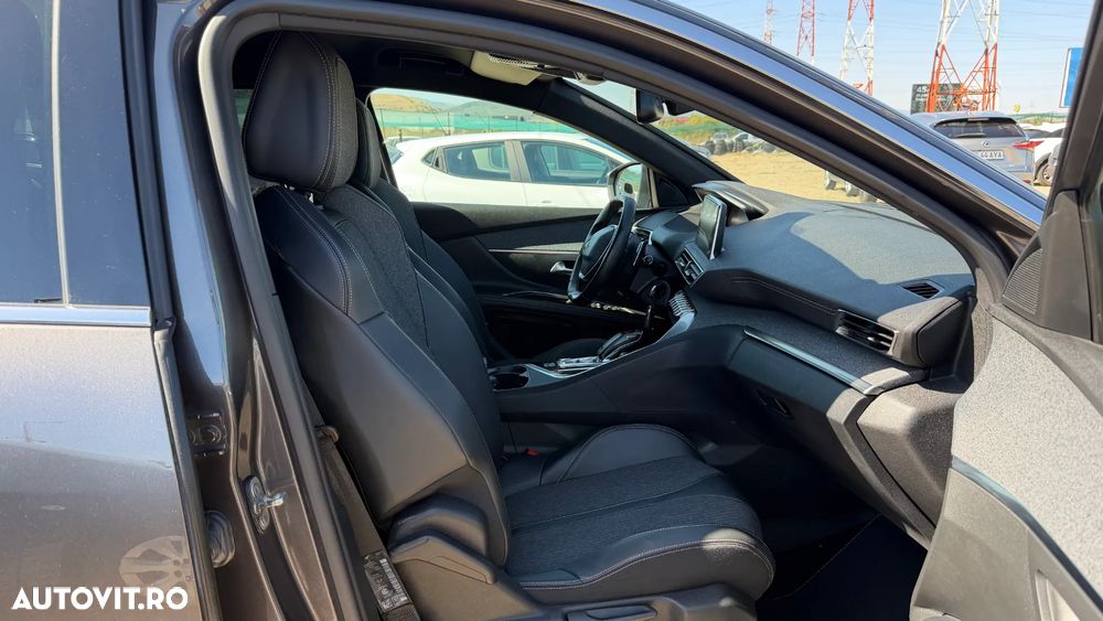 Peugeot 5008 - 9