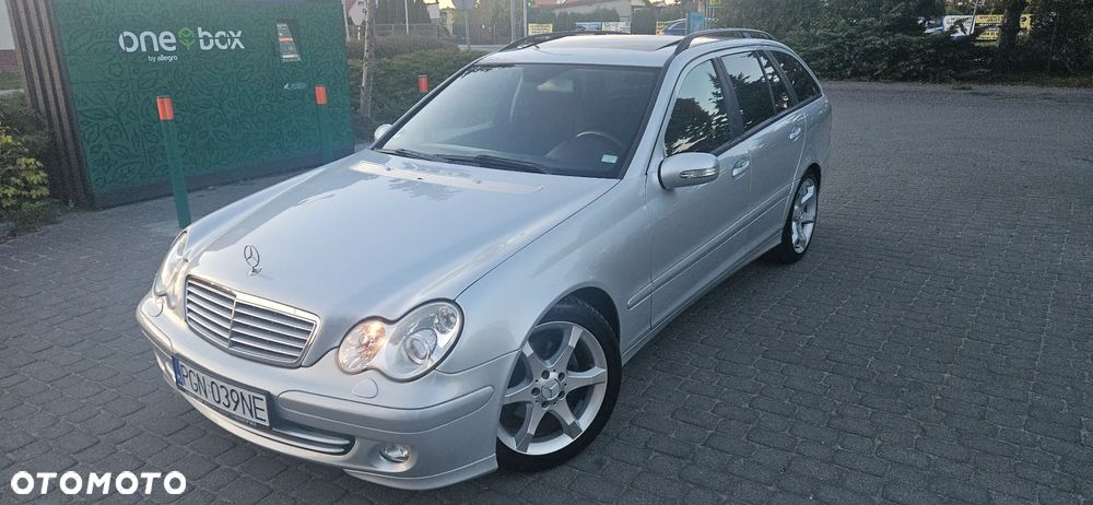 Mercedes-Benz Klasa C 180 Kompressor Automatik Avantgarde Sport Edition - 9