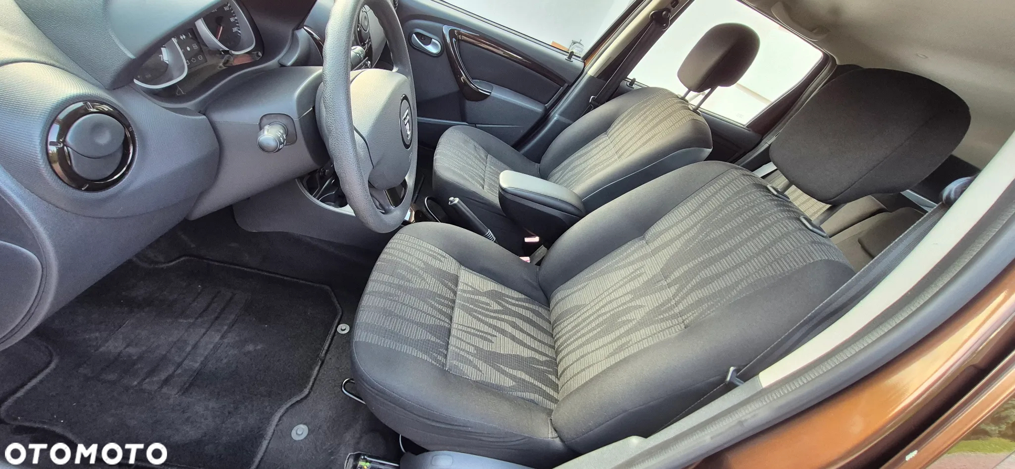 Dacia Duster 1.6 16V 4x2 - 10
