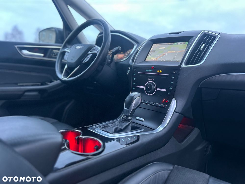 Ford S-Max 2.0 EcoBoost Titanium - 27