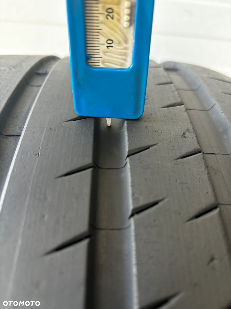 Opony letnie Michelin Pilot Sport Cup 2 - 245/35R19 - 2