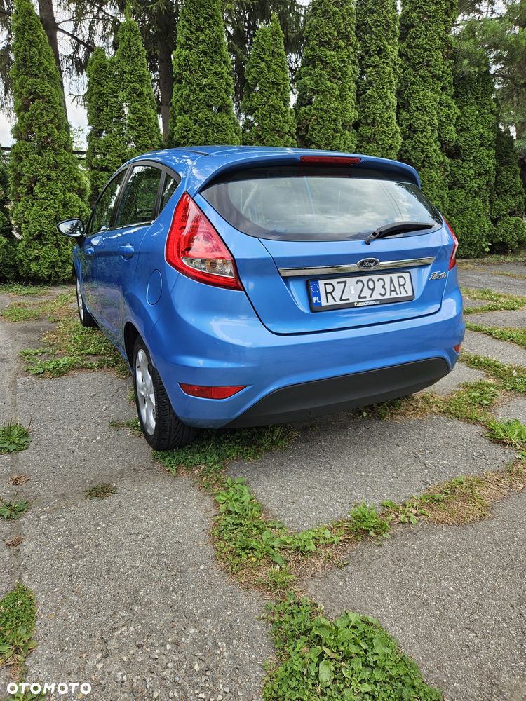 Ford Fiesta - 6