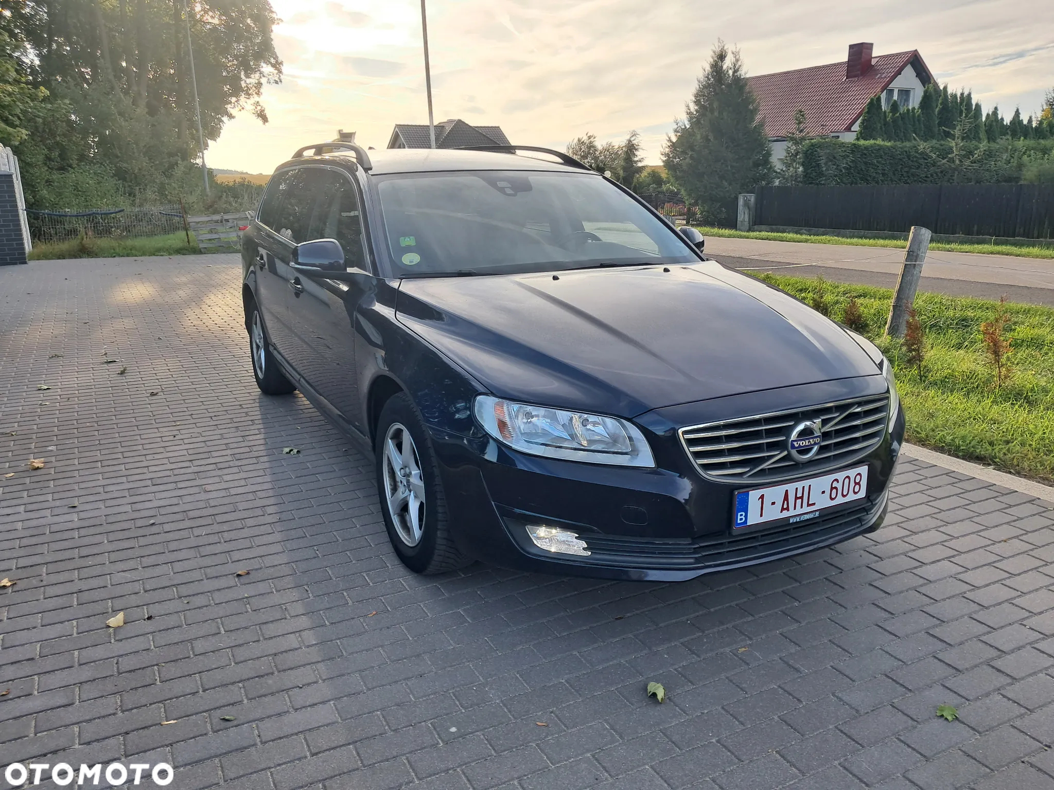 Volvo V70 D2 Drive-E Dynamic Momentum - 2