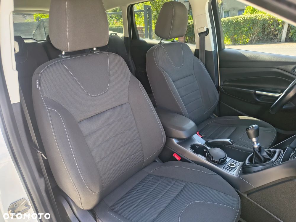 Ford Kuga 2.0 TDCi 2x4 Champions Edition - 22