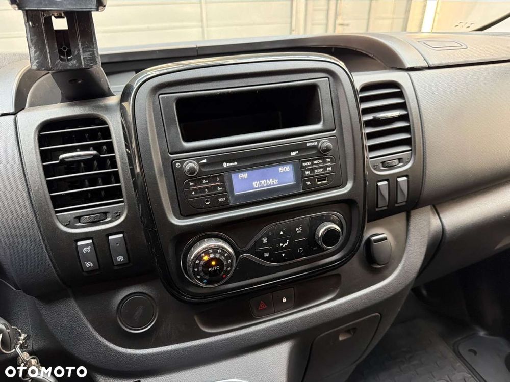 Opel VIVARO - 23