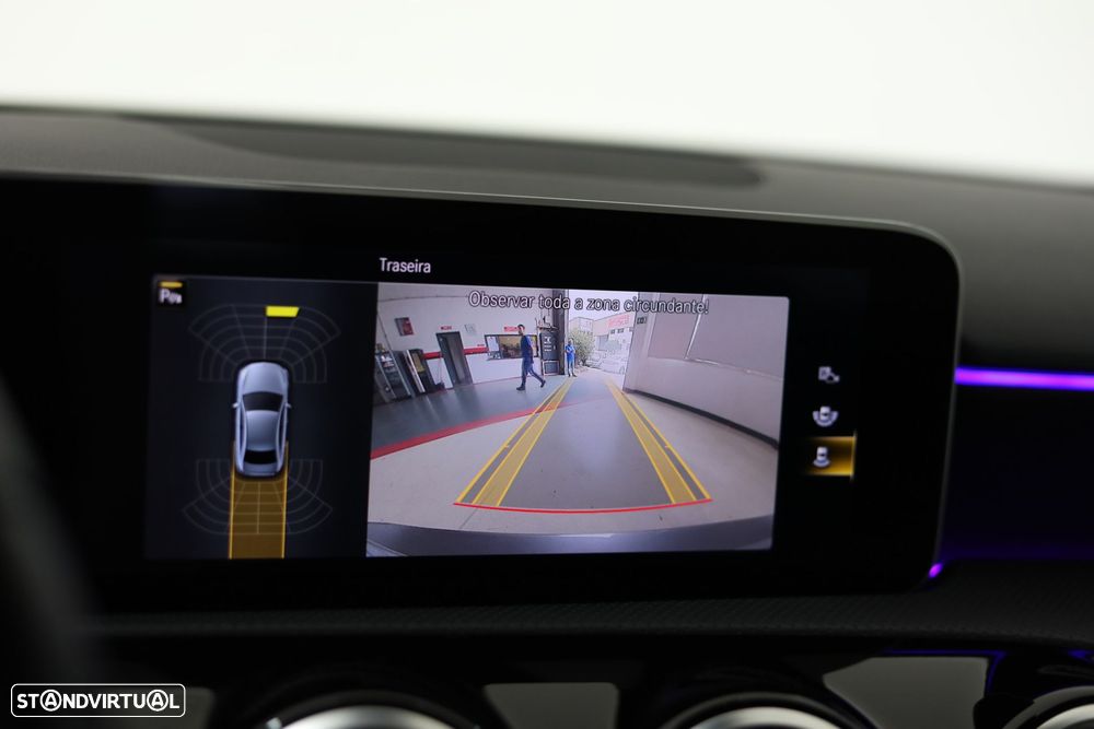 Mercedes-Benz A 180 Limousine d AMG Line Aut. - 35