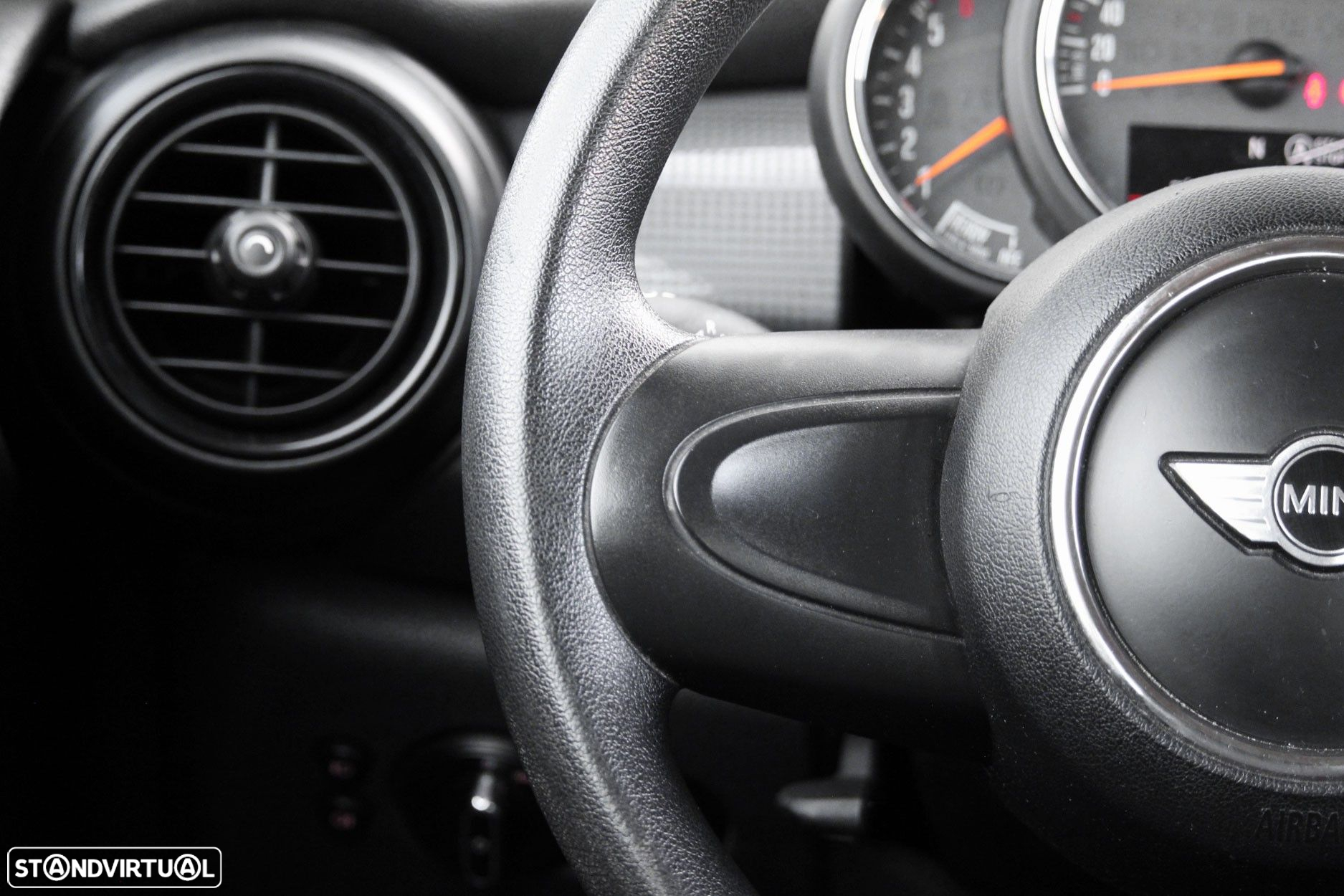 MINI 3 Portas Cooper D - 20