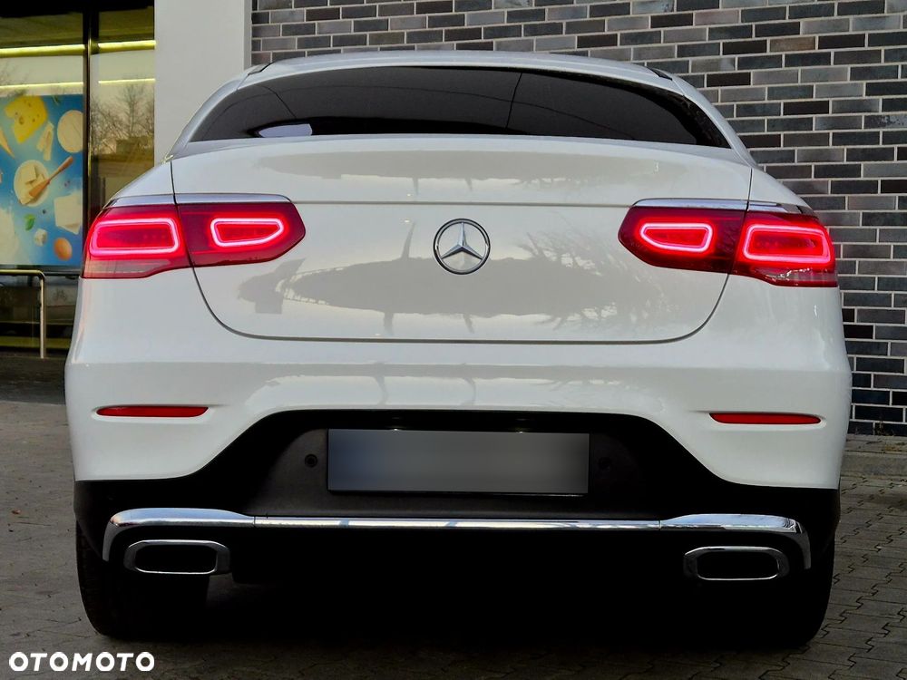 Mercedes-Benz GLC 300 d 4Matic 9G-TRONIC AMG Line - 9