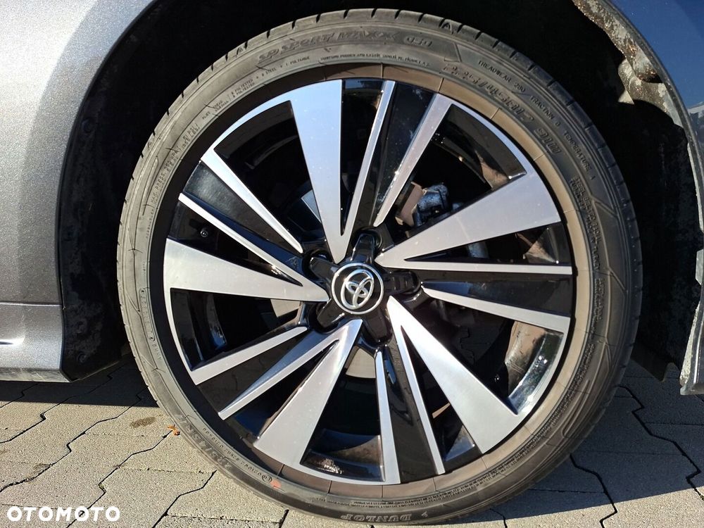 Toyota Corolla 1.8 Hybrid Style - 11