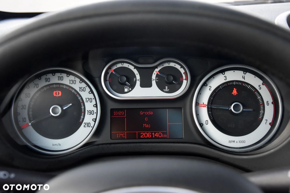 Fiat 500L - 26