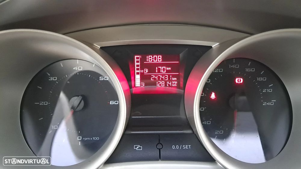 SEAT Ibiza 1.6 TDI Sport DPF - 11