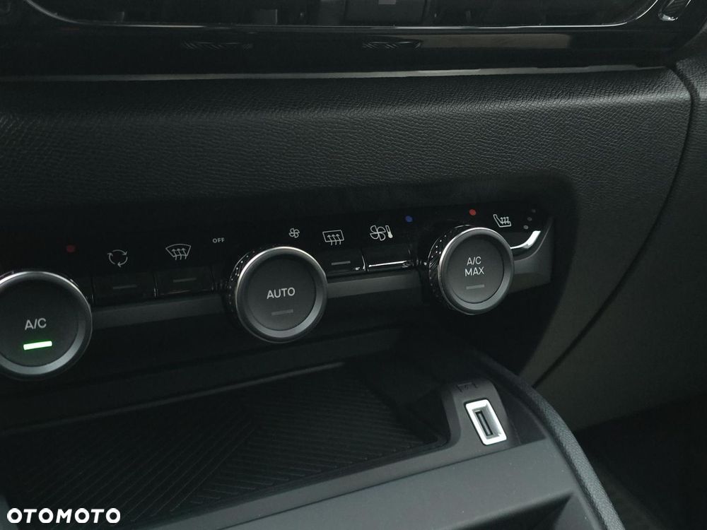 Citroën C4 1.2 PureTech Feel S&S - 22