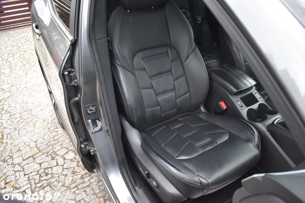 Nissan Qashqai 1.6 dCi TEKNA+ - 36