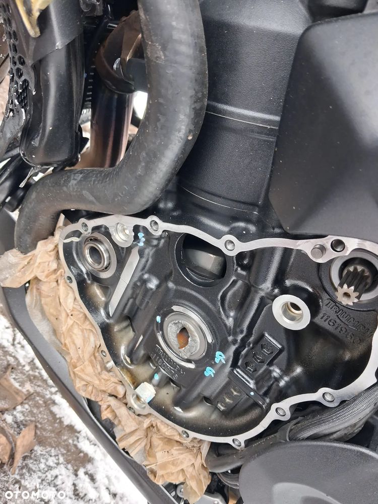 Triumph Street Triple - 4