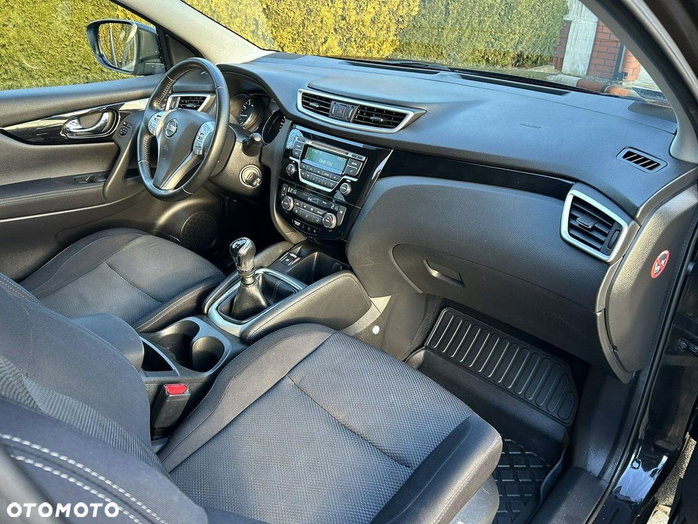 Nissan Qashqai - 14