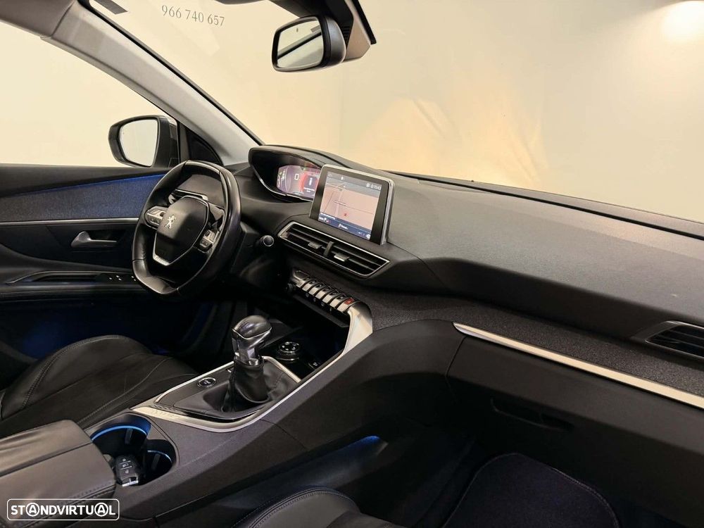 Peugeot 3008 - 17