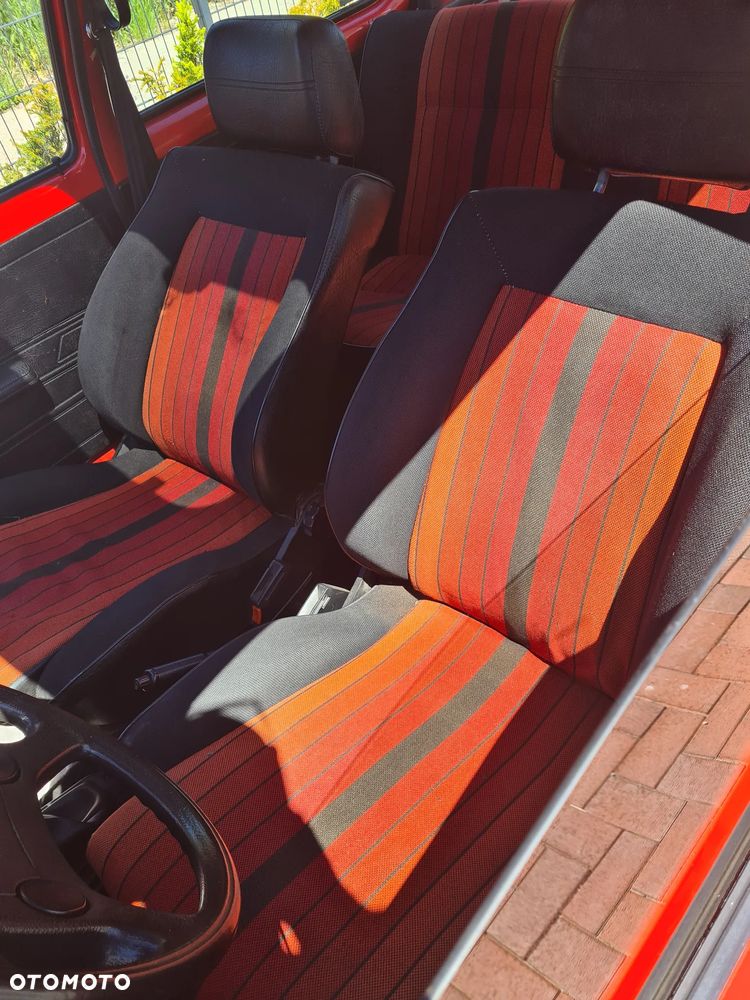 Volkswagen Golf 1.6 GTI - 5