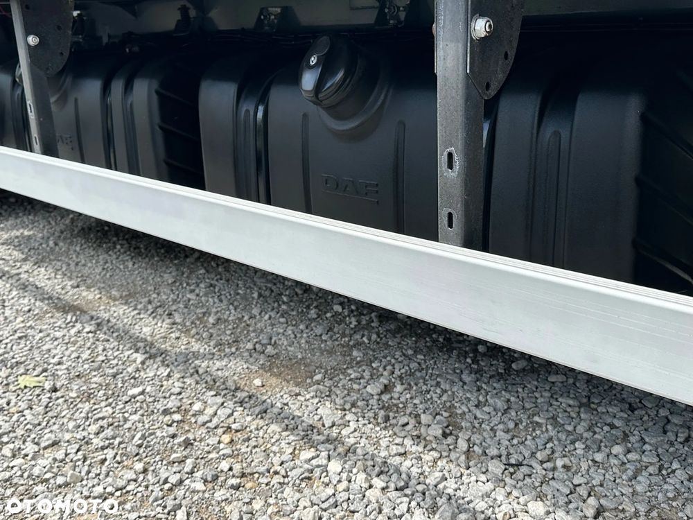 DAF / LF 12.230 / EURO 6 / KONTENER + WINDA / 16 PALET / KABINA SYPIALNA - 13