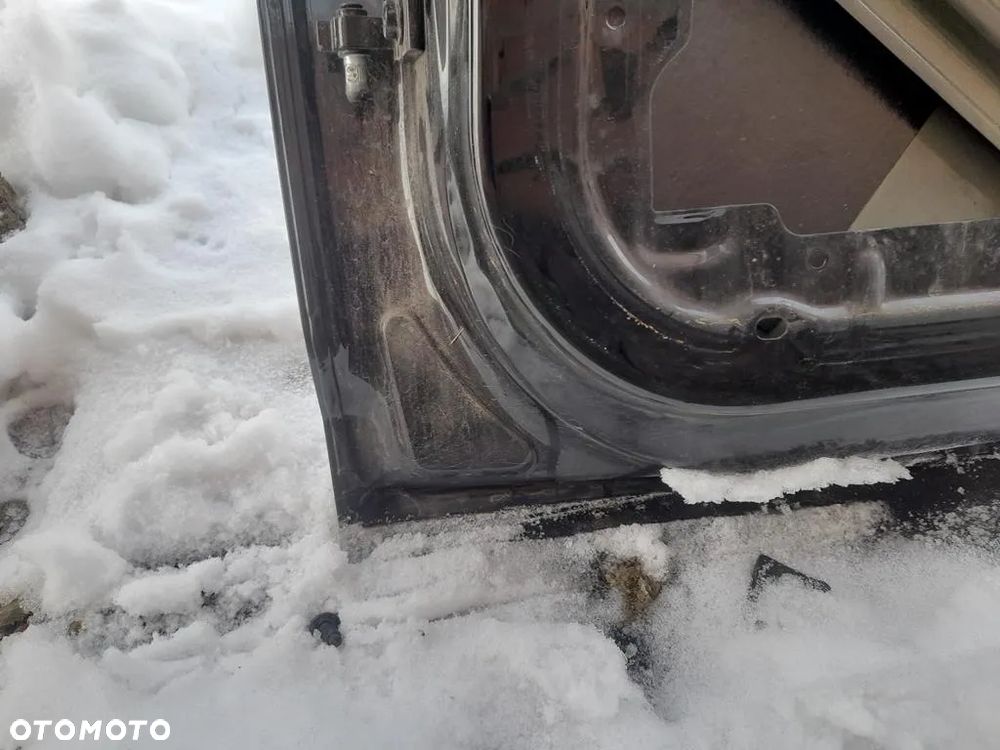 Drzwi prawe tył tylne Seat Ibiza IV 6j ST kombi kod LY9T bez lakierowania - 9