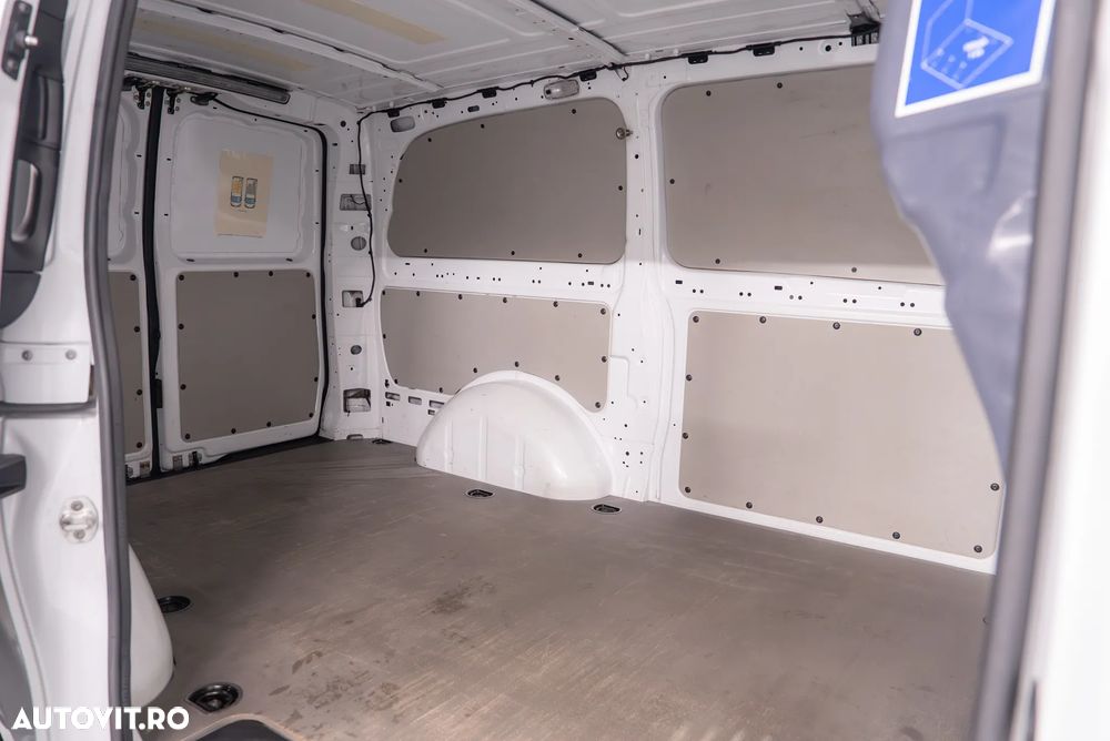 Mercedes-Benz Vito - 10
