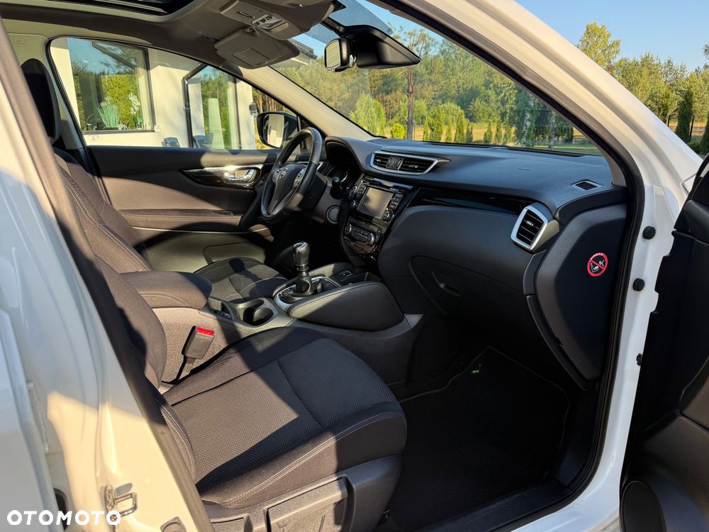 Nissan Qashqai 1.2 DIG-T Tekna - 24