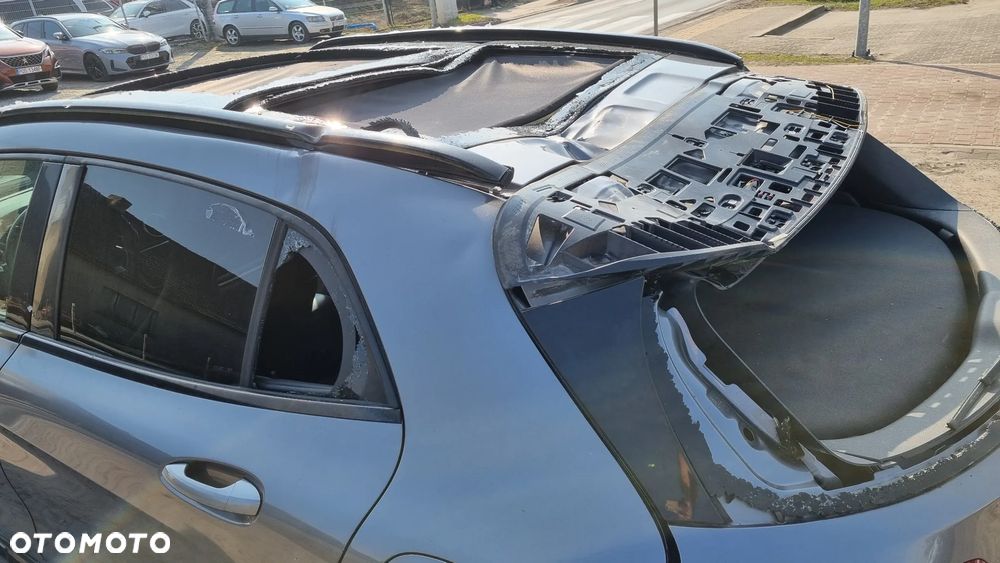 Mercedes-Benz GLA 200 (CDI) d 7G-DCT AMG Line - 16