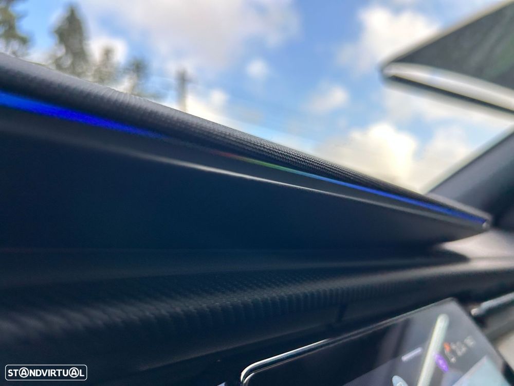 Ford Explorer 77 kWh Premium - 28