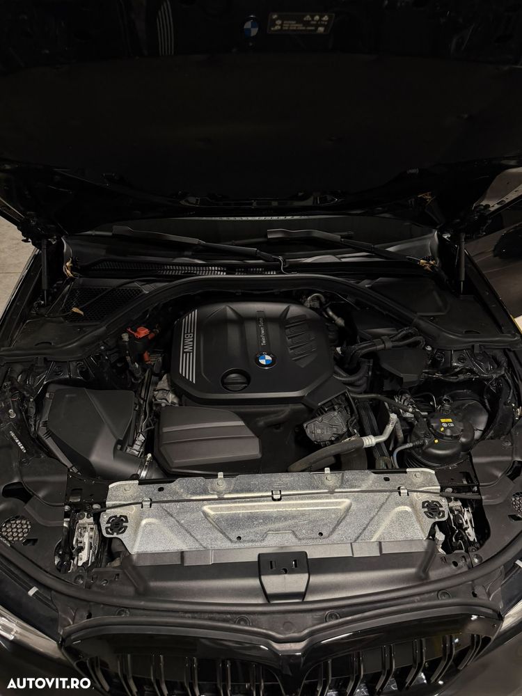 BMW Seria 3 320d Aut. - 11