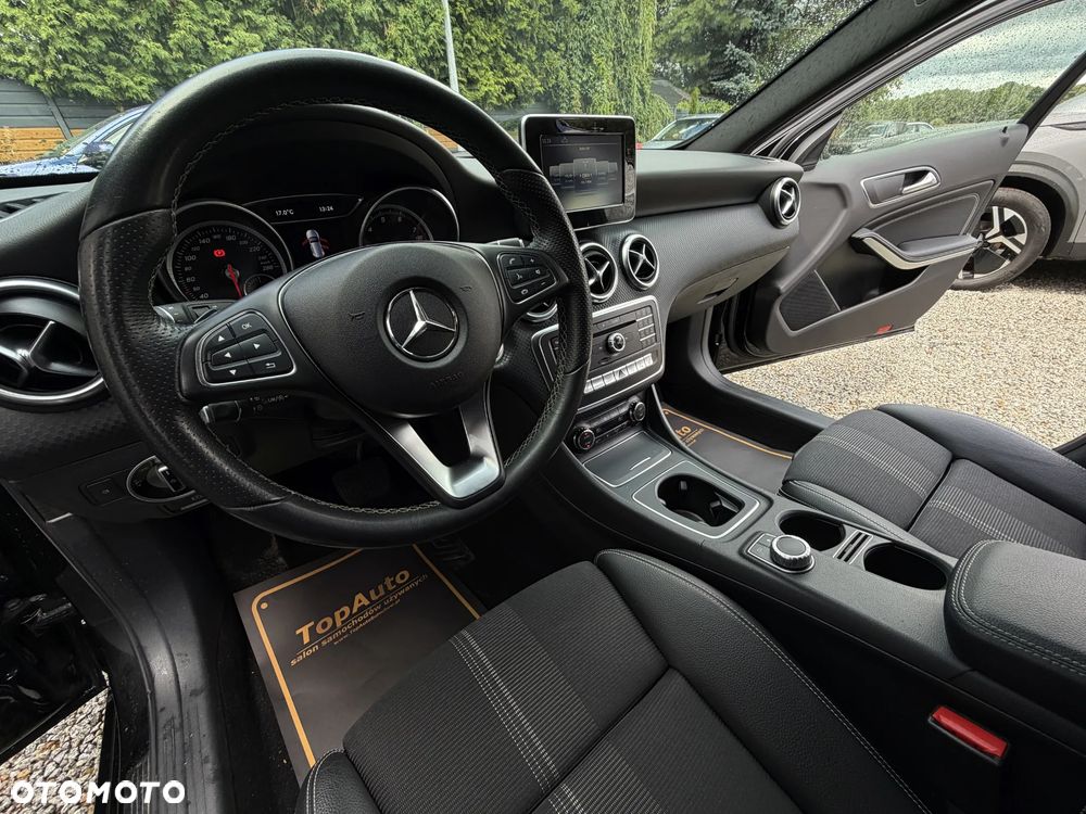 Mercedes-Benz Klasa A 200 7G-DCT Peak Edition - 19