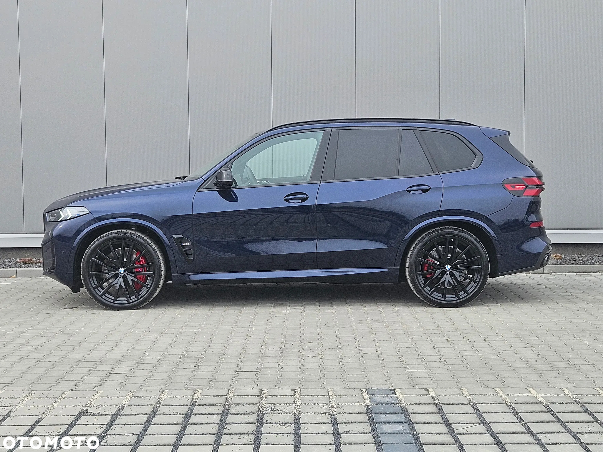 BMW X5 M M50i - 3