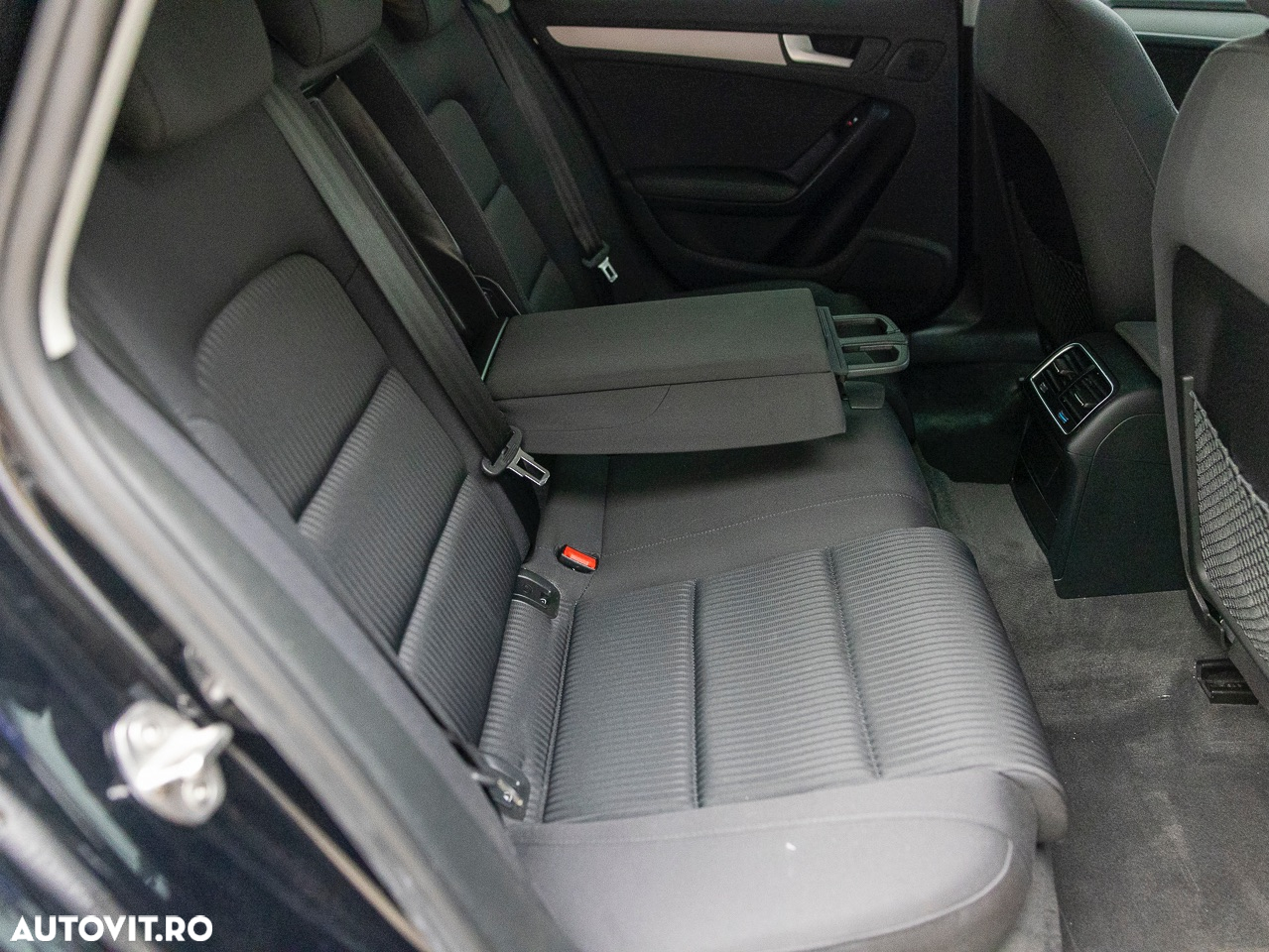Audi A4 Avant 2.0 TDI - 5