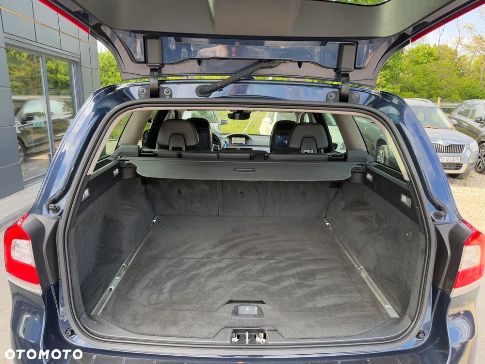Volvo V70 D4 Momentum - 21
