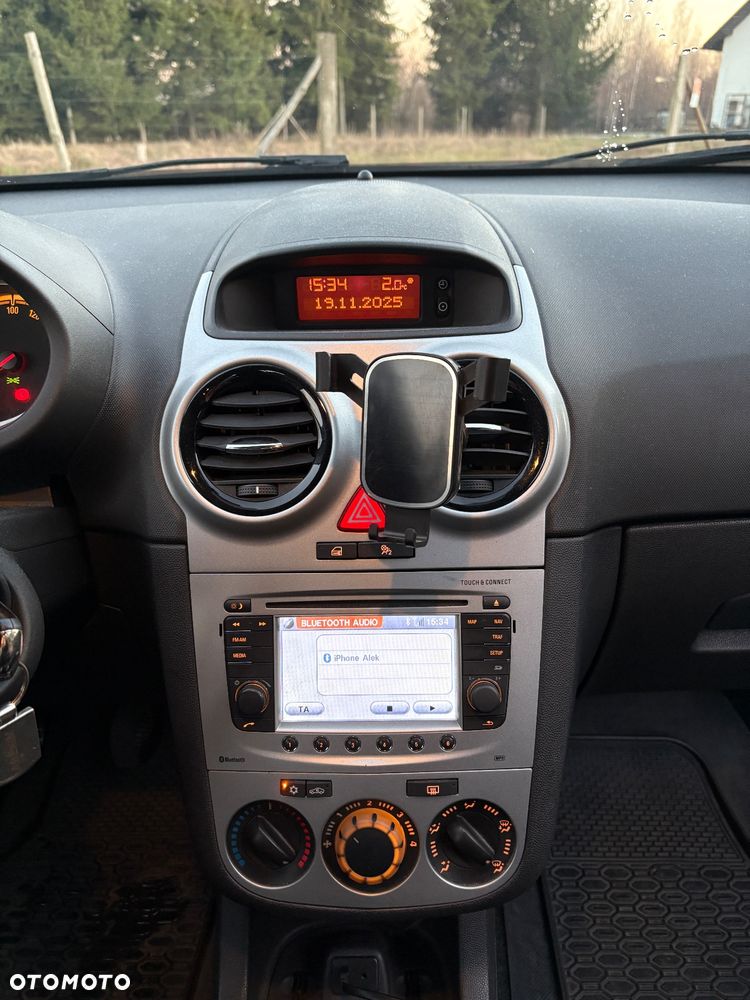 Opel Corsa 1.2 16V Enjoy - 6