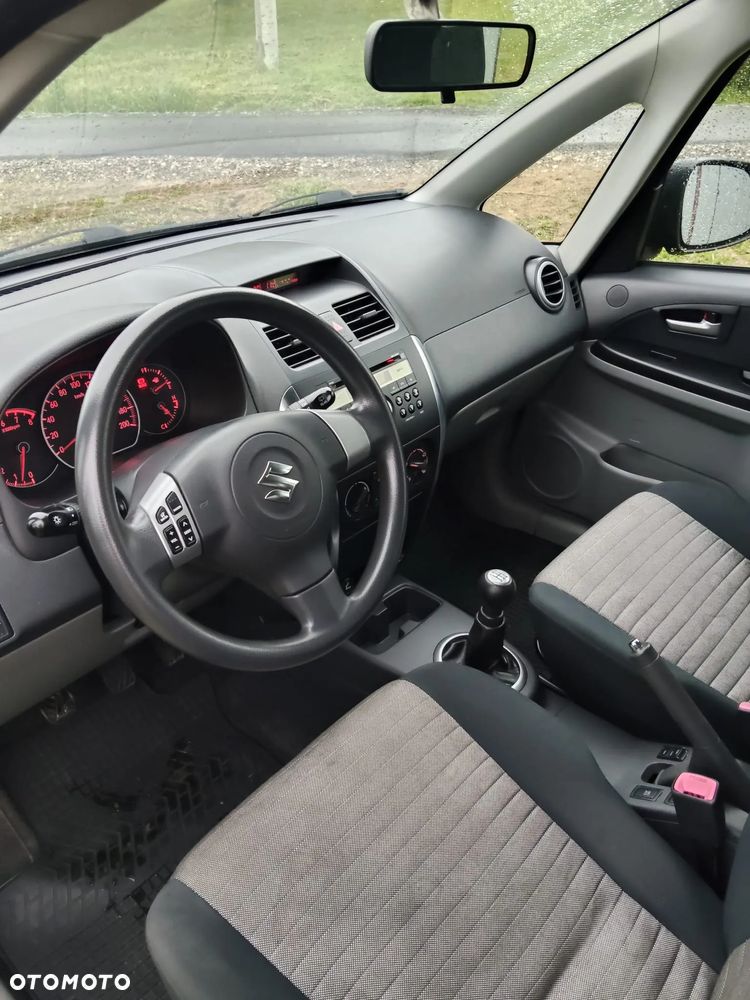 Suzuki SX4 1.6 VVT 4x4 Comfort - 6