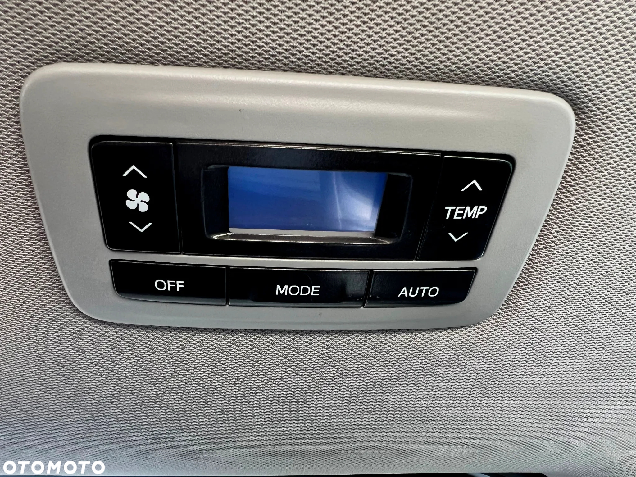 Toyota Sienna 3.5 V6 SE - 36