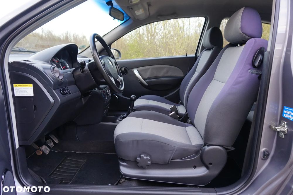 Chevrolet Aveo - 23