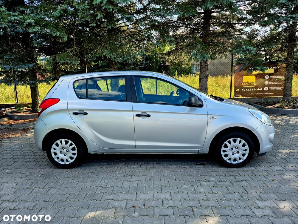 Hyundai i20 - 14