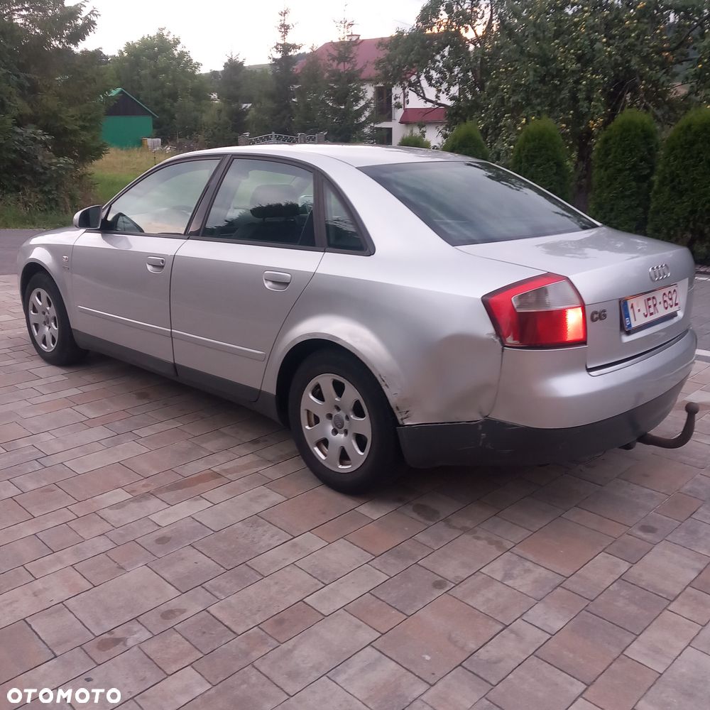 Audi A4 Limousine - 13