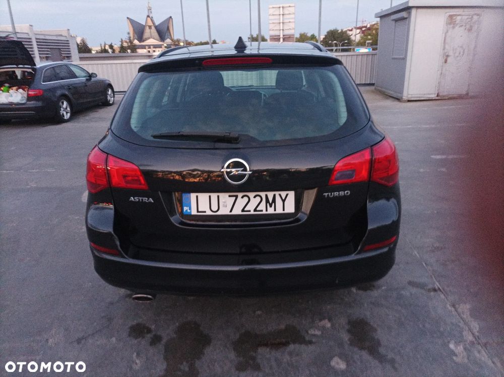 Opel Astra 1.4 Turbo Sports Tourer - 4